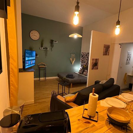 Charmant Appartement Climatise Aux Pieds De La Cite Carcassonne Eksteriør billede